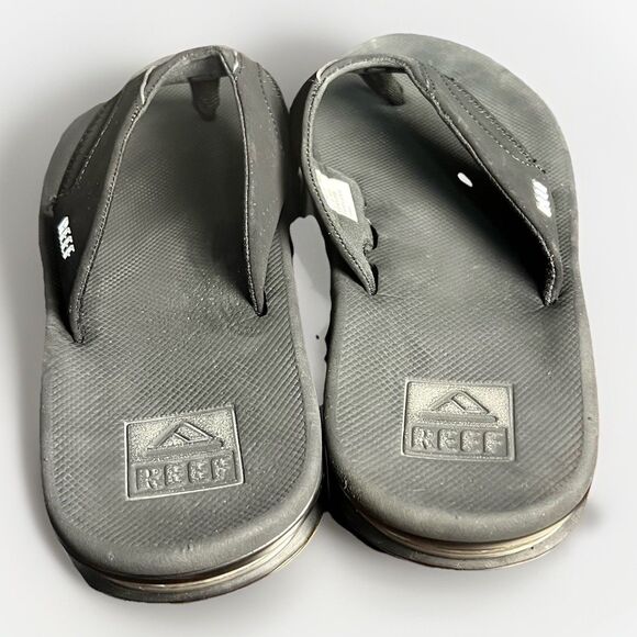 Reef Fanning Sandal Men’s‎ 9 Charcoal Black With Bottle Opener